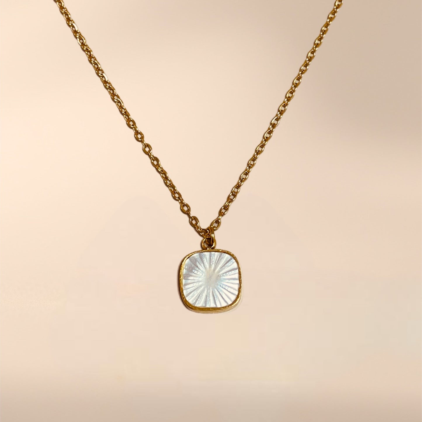 ISLA | 貝殼光芒項鍊