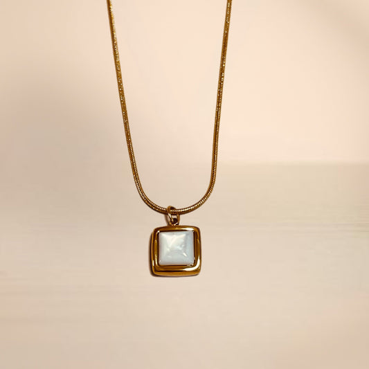 ISLA | 方鑽貝殼項鍊